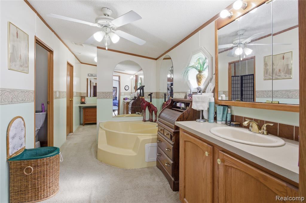 9857 Rembrandt Way, Fenton, MI 48430 — Photo 34