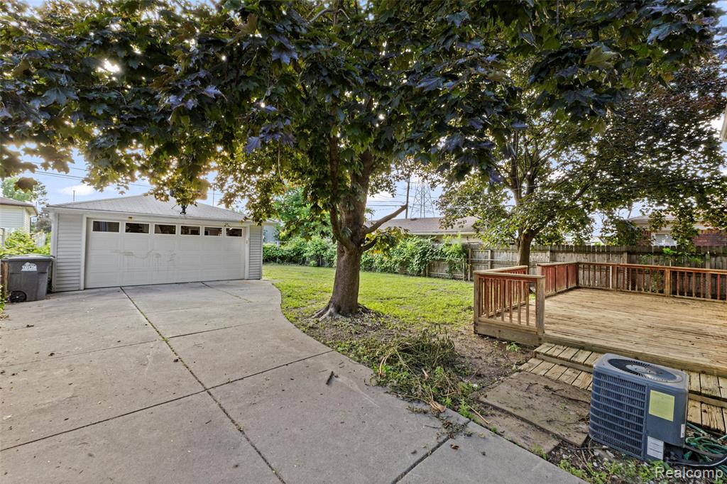7608 Tulane Street, Taylor, MI 48180 — Photo 29