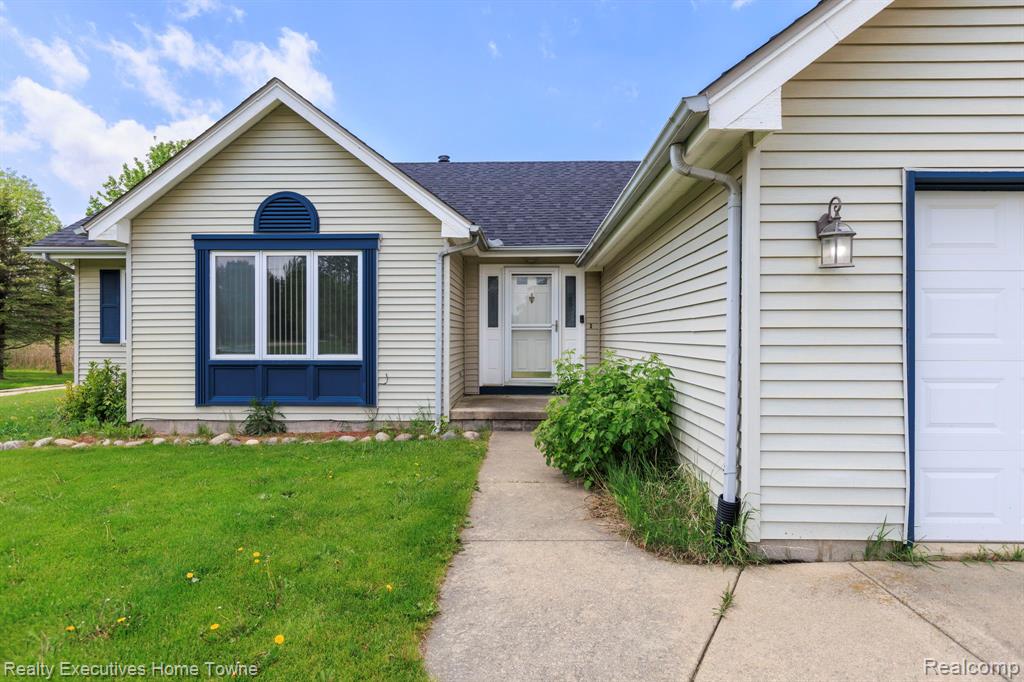 1041 Mackie Road, Almont, MI 48003 — Photo 20