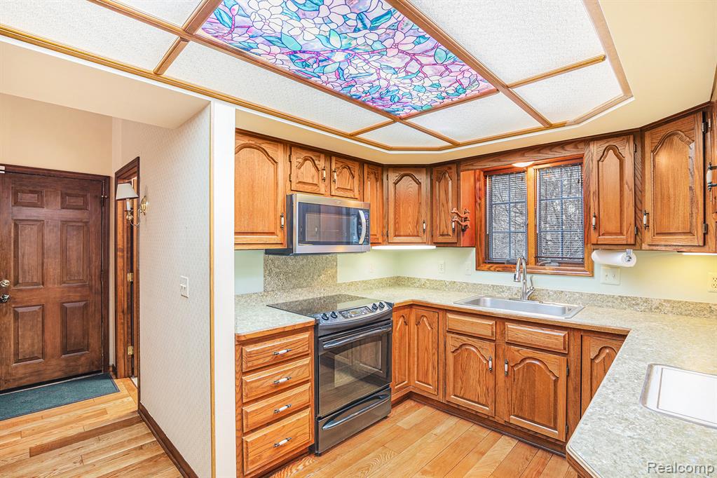 8384 Stoney Creek Court, Davison, MI 48423 — Photo 4