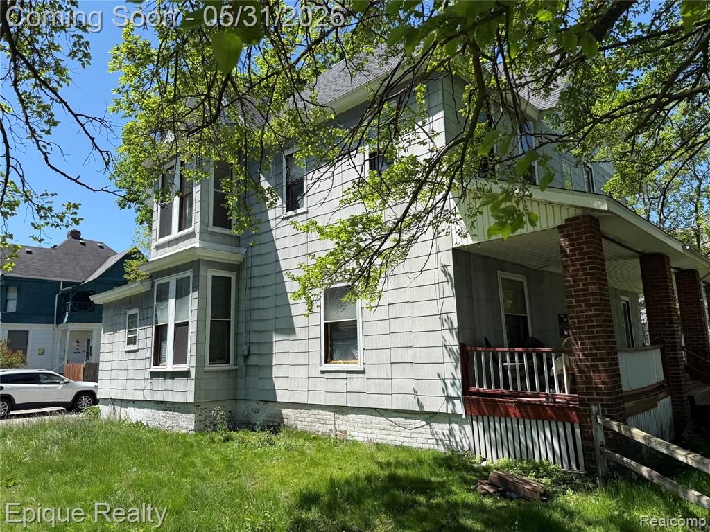 804 Court Street, Port Huron, MI 48060 — Photo 8