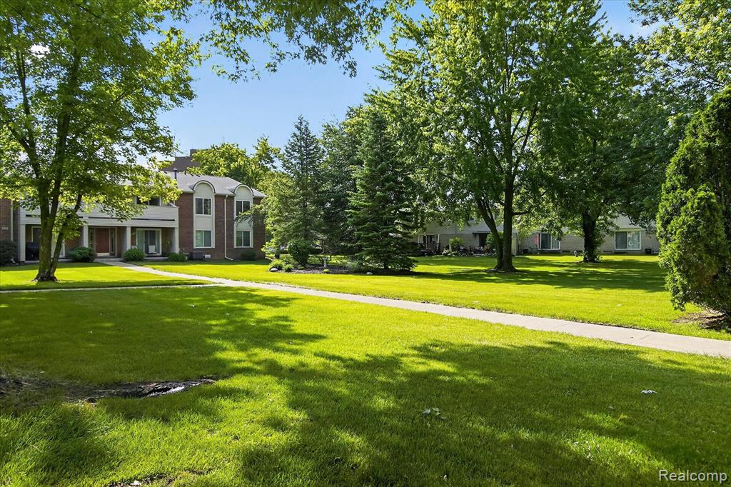 2037 E Franklin Drive, Canton, MI 48187 — Photo 40
