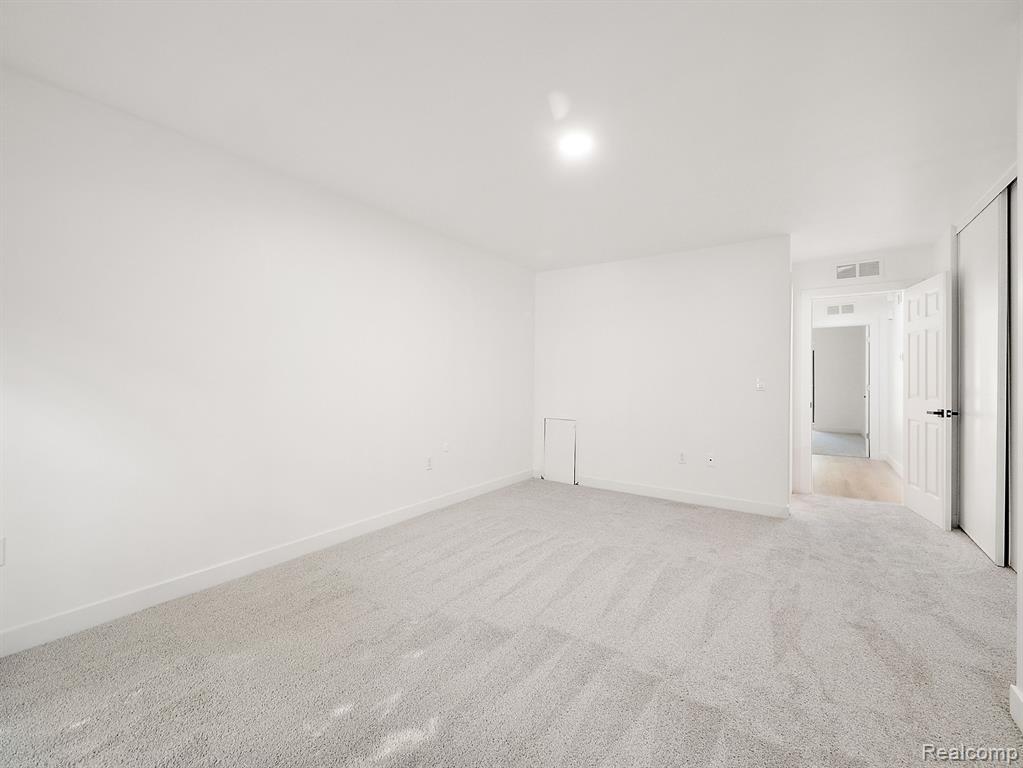 25167 GREENBROOKE Drive, Southfield, MI 48033 — Photo 21