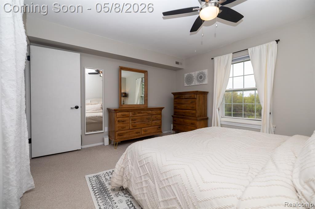 806 Bloomfield Village Boulevard, H, Auburn Hills, MI 48326 — Photo 12
