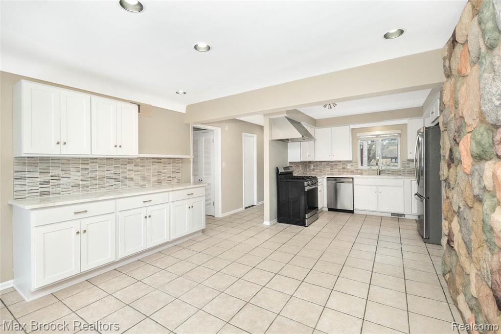 6730 Halyard Road, Bloomfield Hills, MI 48301 — Photo 19