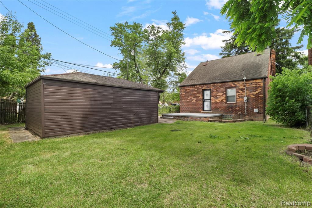 17717 Avon Avenue, Detroit, MI 48219 — Photo 8