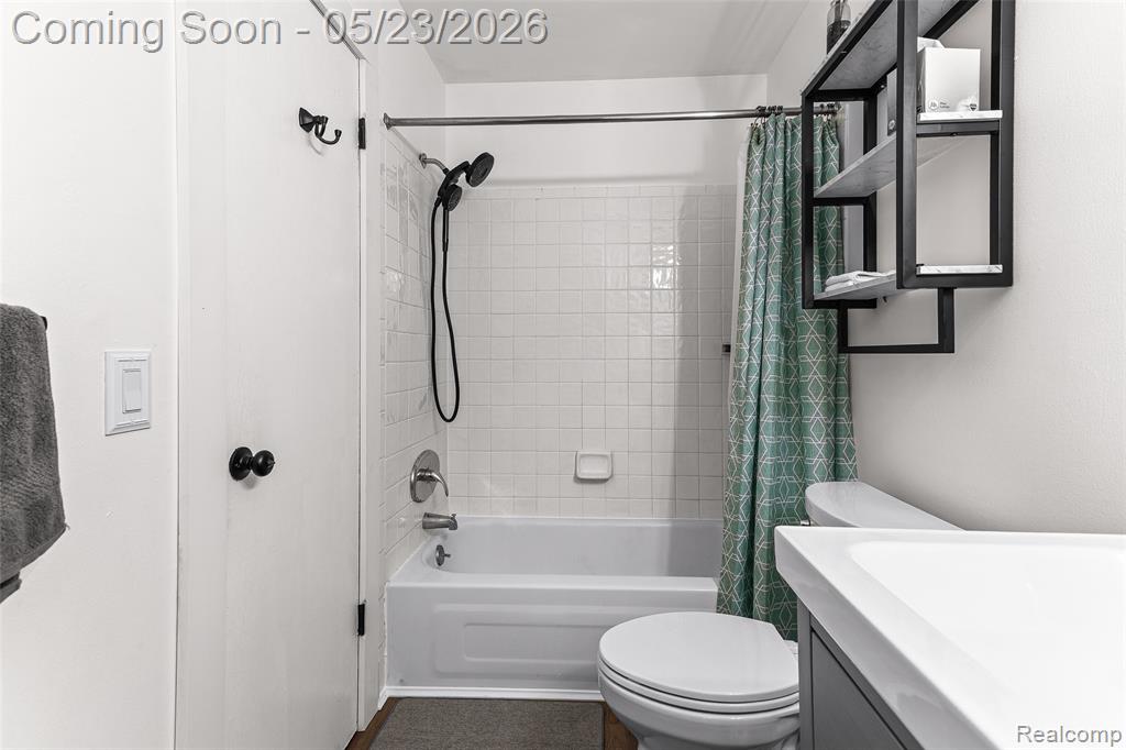 5465 New Meadow Drive, Ypsilanti, MI 48197 — Photo 16
