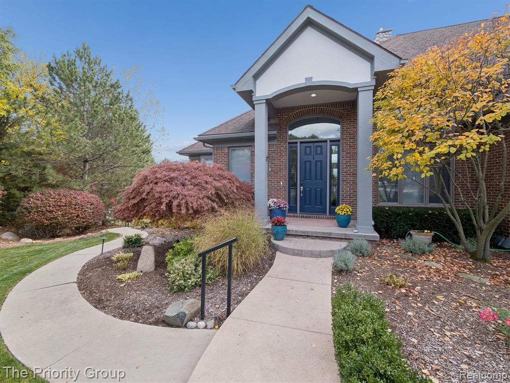 11467 Bay Shore Drive, Fenton, MI, 48430