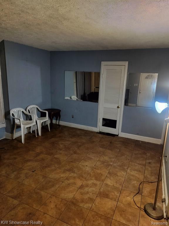 9135 Winthrop Street, Detroit, MI 48228 — Photo 3