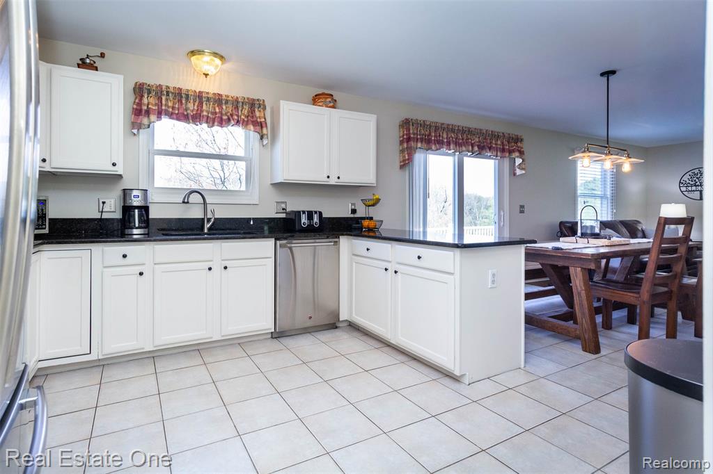 3306 Muirfield Circle, White Lake, MI 48383 — Photo 30