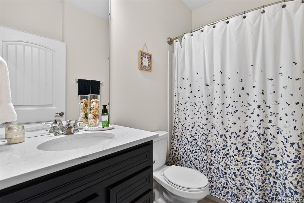 48827 Windfall Road, Novi, MI — Photo 11
