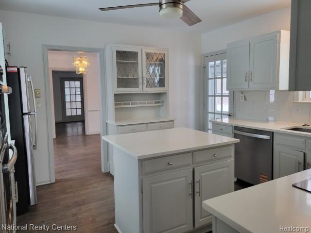 60001 E 8 MILE Road, South Lyon, MI 48178 — Photo 34