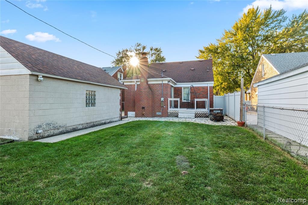 9849 BECKER Avenue, Allen Park, MI 48101 — Photo 35
