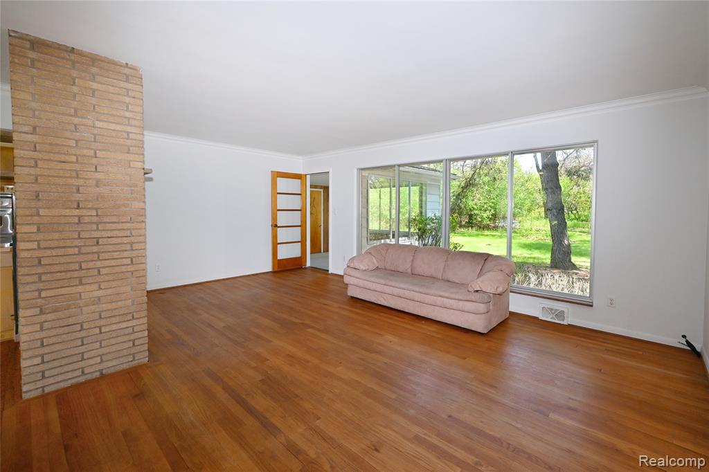 2765 Lahser Road, Bloomfield Hills, MI 48304 — Photo 8