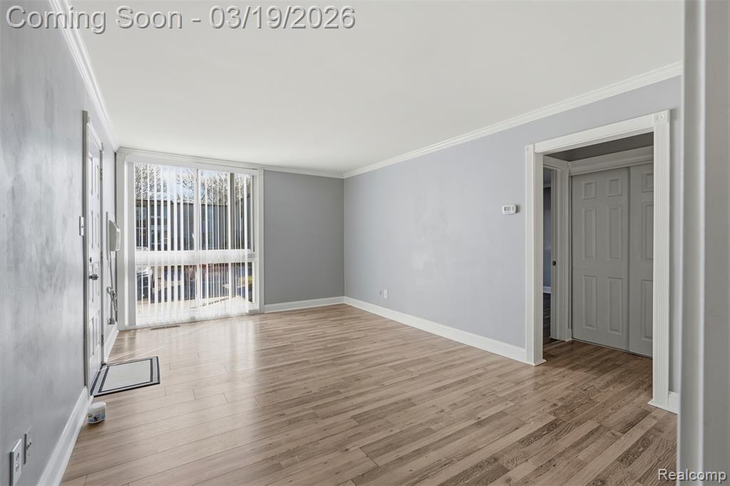 4030 W 13 Mile Road, J2, Royal Oak, MI 48073 — Photo 4