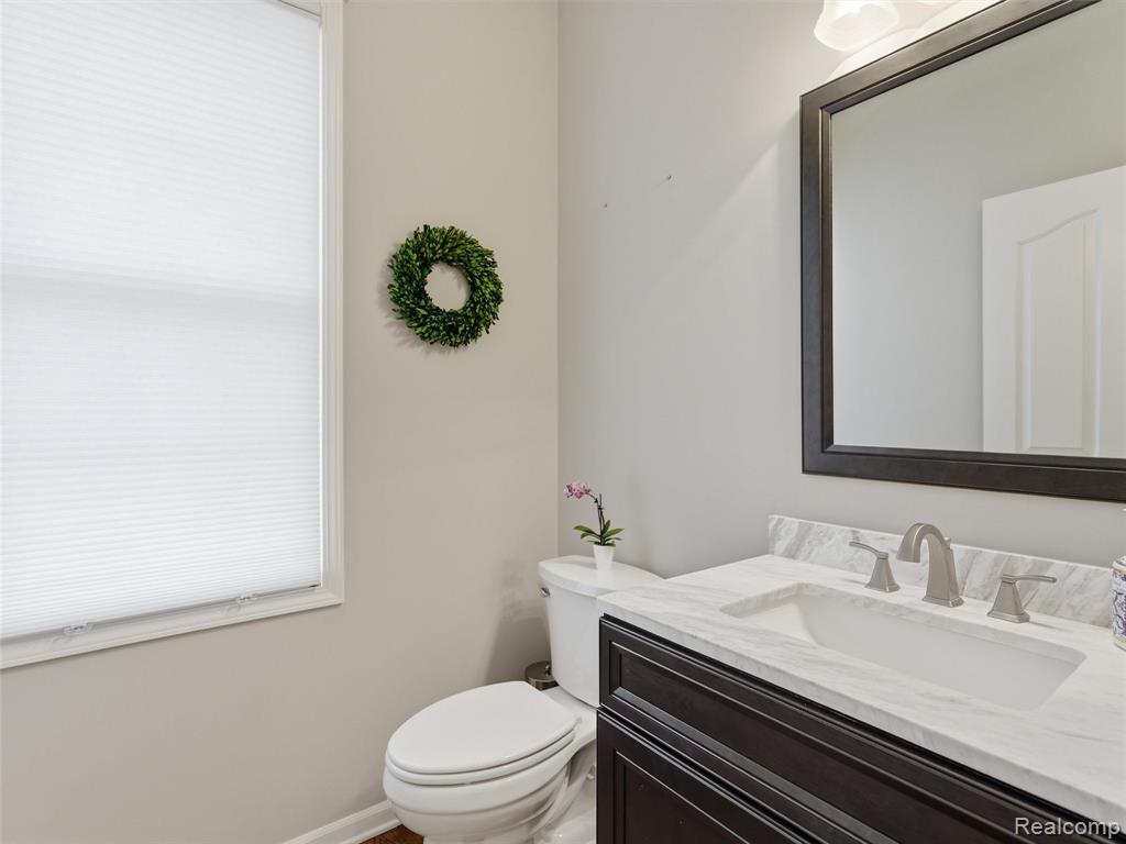 5454 Creekmonte Drive, Rochester, MI 48306 — Photo 22