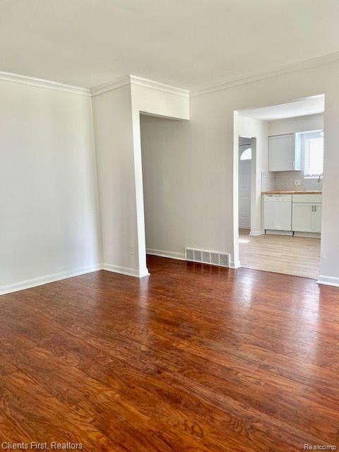 225 DEVONSHIRE Street, Ypsilanti, MI 48198 — Photo 11