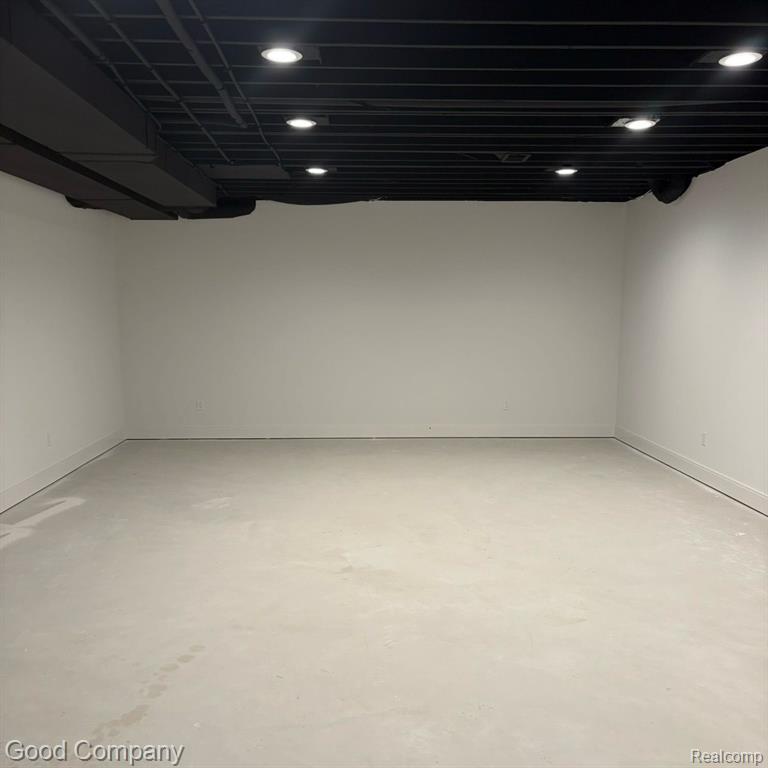 811 Magnolia Avenue, Royal Oak, MI 48073 — Photo 24