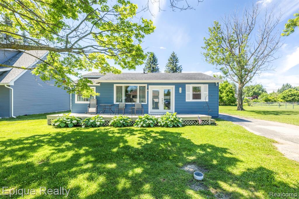 7520 Sunset Boulevard, Lexington, MI 48450 — Photo 5