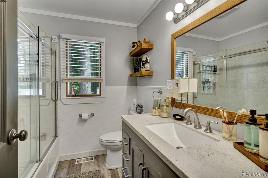 4179 Davison Road, Lapeer, MI 48446 — Photo 23