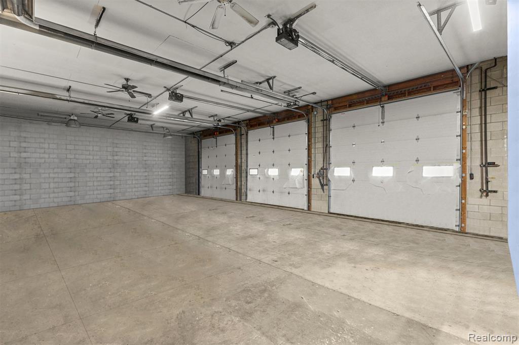 26289 W 8 Mile Road, Redford, MI 48240 — Photo 11