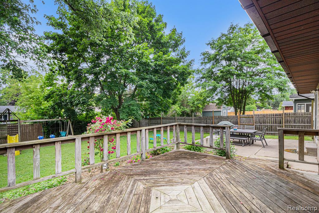 5369 Old Franklin Road, Grand Blanc, MI 48439 — Photo 16