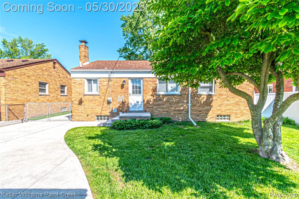 21530 Willow Wisp Street, Saint Clair Shores, MI 48082 — Photo 18