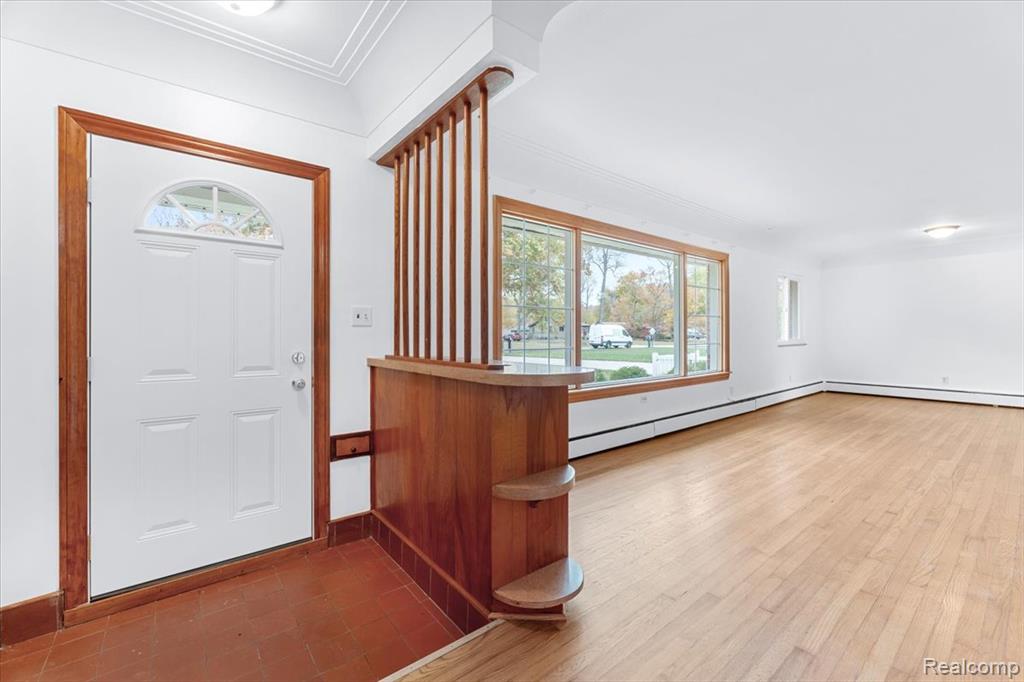 9127 Lake Road, Grosse Ile, MI 48138 — Photo 5