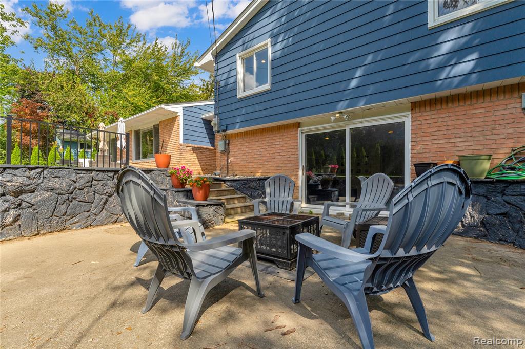 6736 Timber Ridge Drive, Bloomfield Hills, MI 48301 — Photo 30