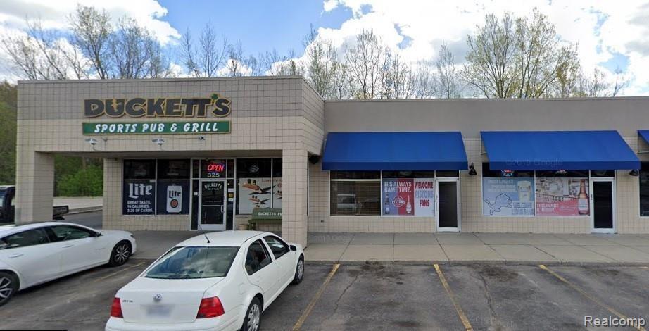 325 W WALTON BLVD, Pontiac, MI 48340