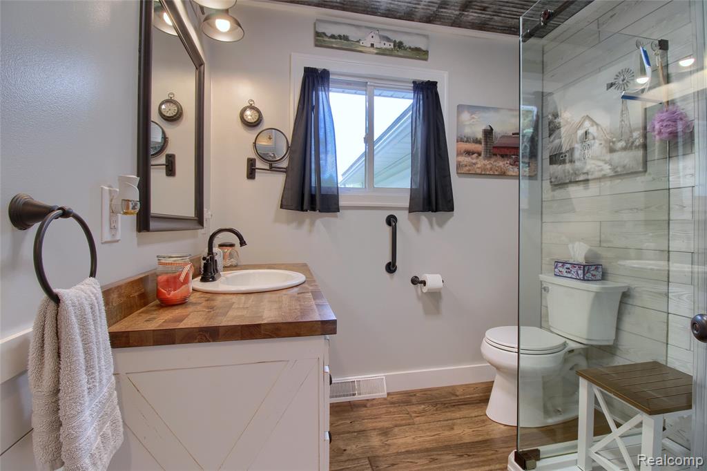 10784 Exeter Road, Carleton, MI 48117 — Photo 24