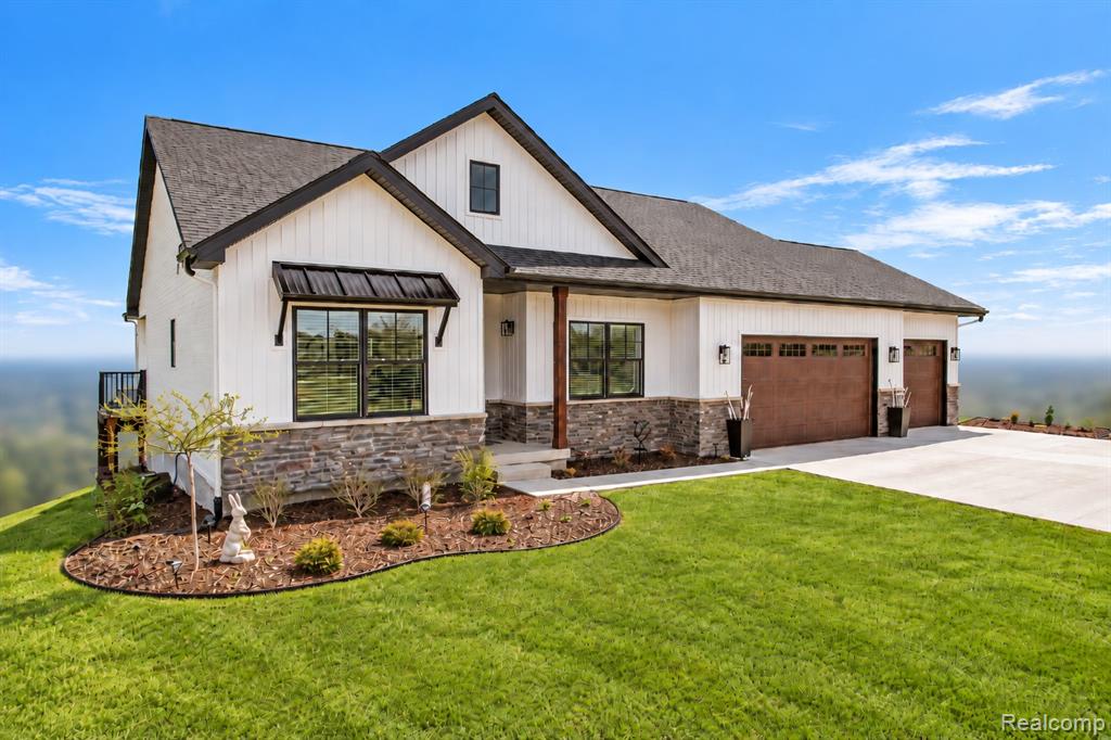 12945 Poppy Lane, Linden, MI 48430
