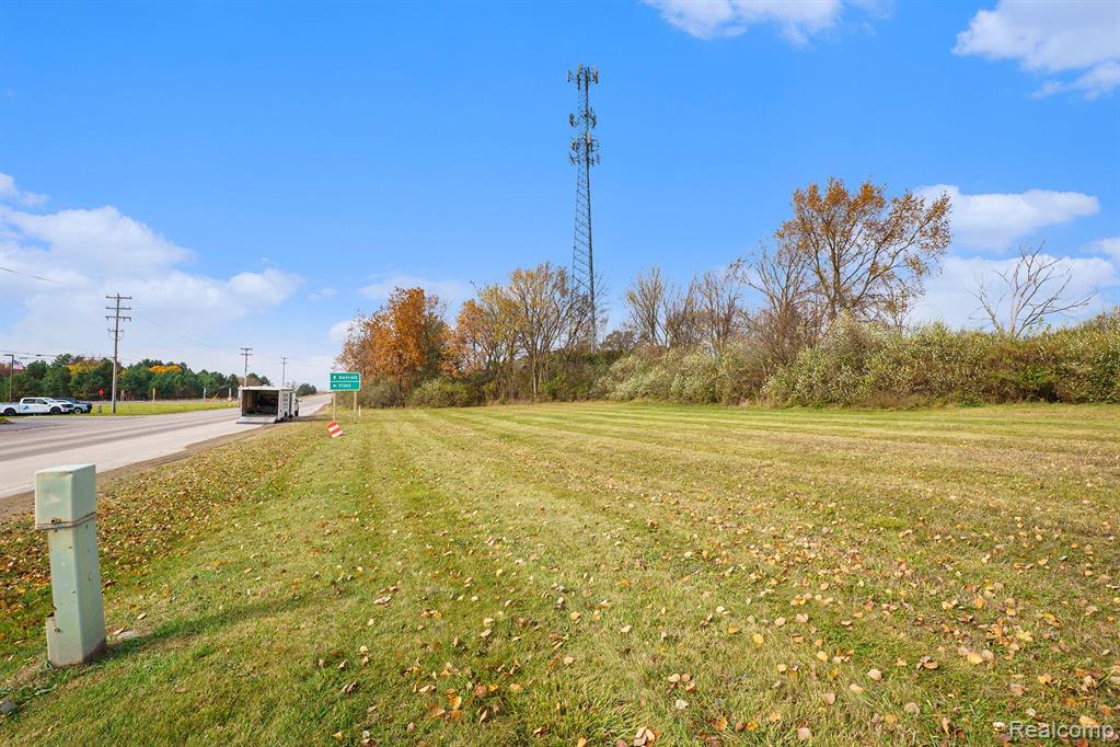 8815 E HOLLY Road, Holly, MI 48442 — Photo 23