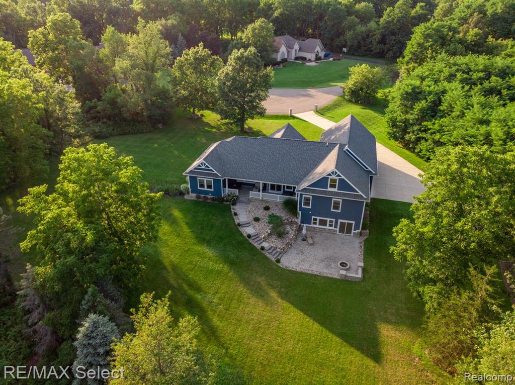 9388 MCMULLEN Circle, Fenton, MI 48430 — Photo 56