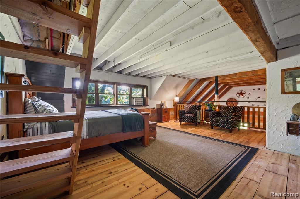 1653 INDIAN GARDEN Lane, Milford, MI 48380 — Photo 52
