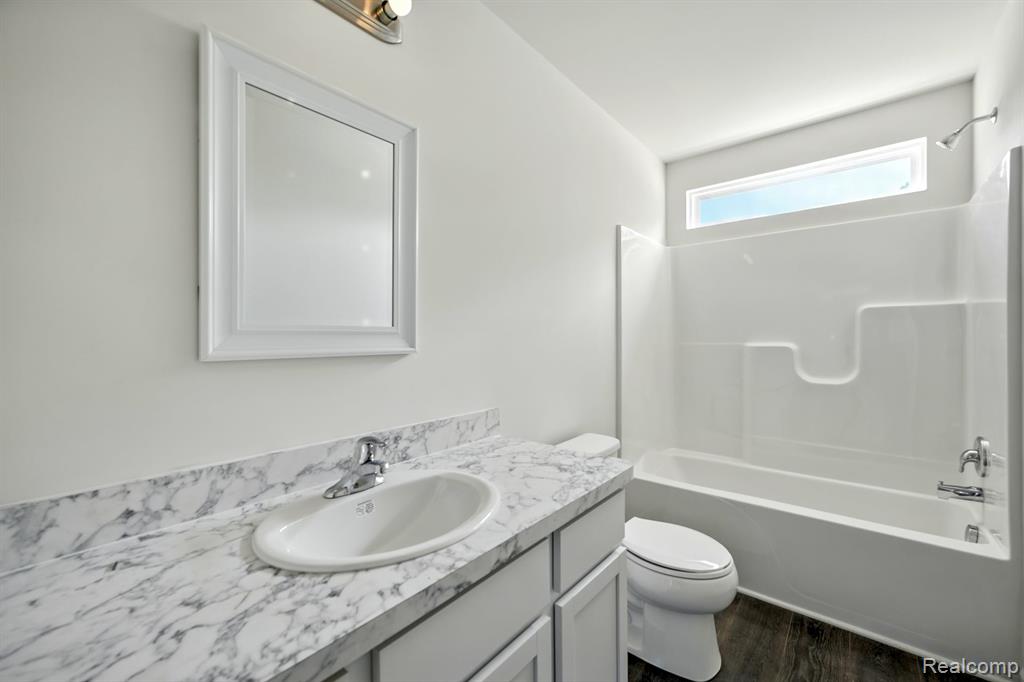 5754 Copper Tree Park, Waterford, MI 48327 — Photo 27