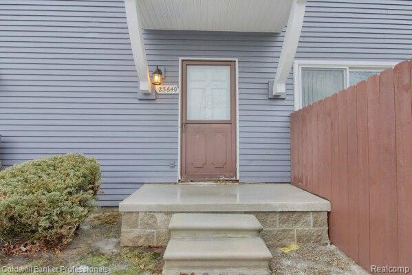 23640 N ROCKLEDGE, Novi, MI — front exterior