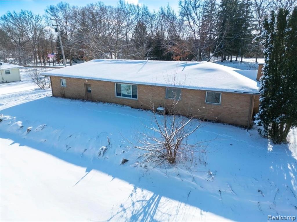 18820 Dexter Trail, Gregory, MI 48137 — Photo 2