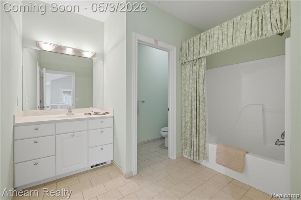 11677 Old Hamburg Road, Whitmore Lake, MI 48189 — Photo 51
