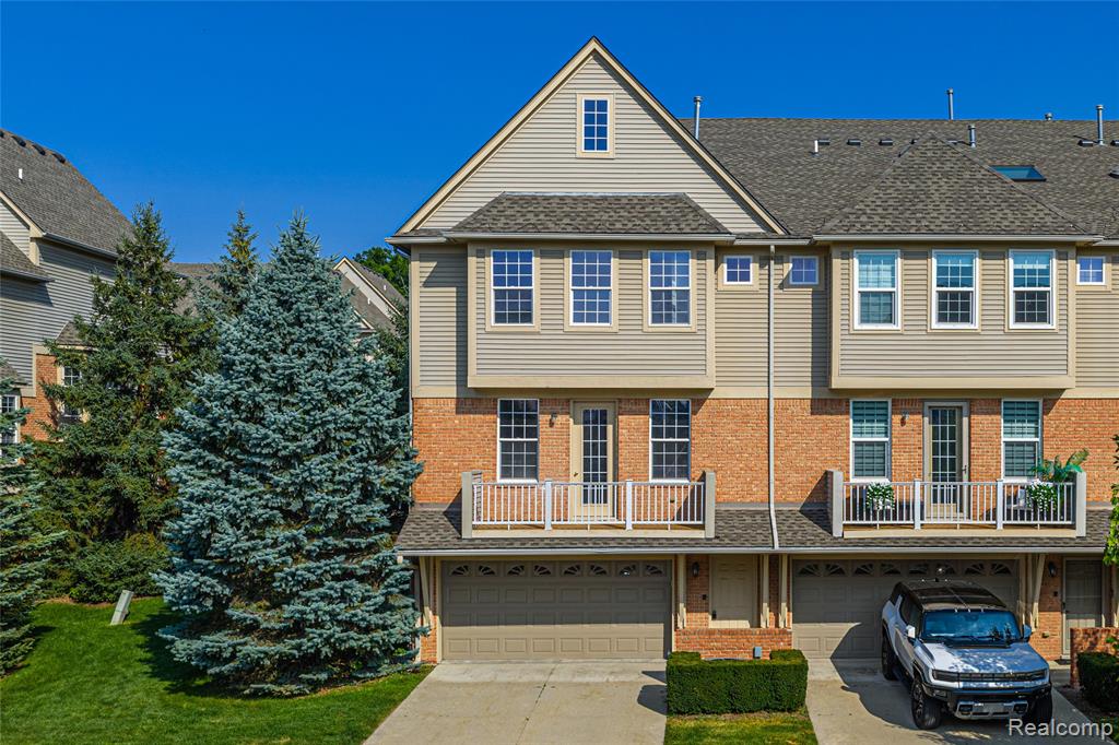 56625 Long Island Drive, Shelby Twp, MI 48316 — front exterior