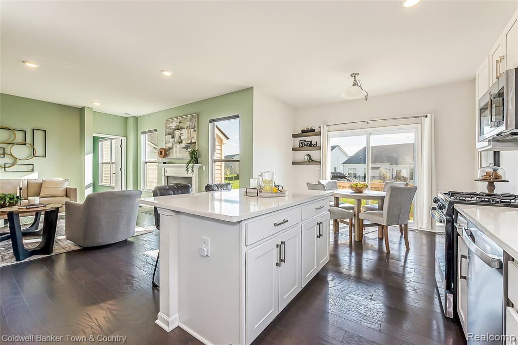 8126 Carston Lane, Brighton, MI 48116 — Photo 9