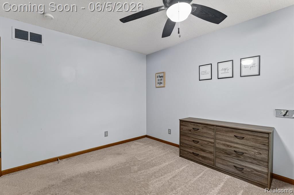 15129 Locust Grove Drive, Byron, MI 48418 — Photo 33