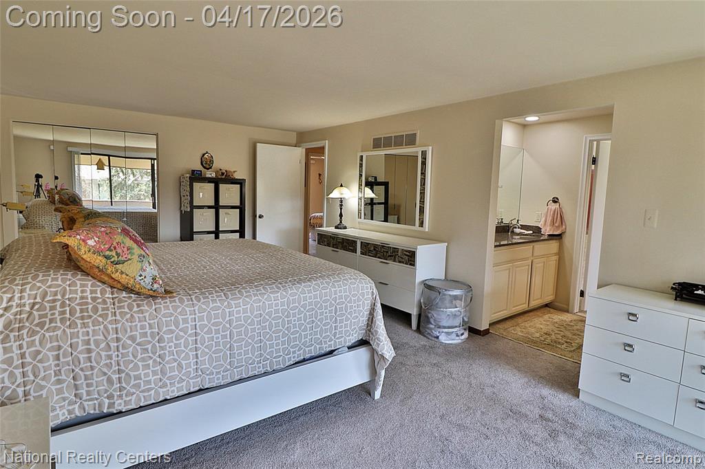 7309 Creek View Circle, West Bloomfield, MI — Photo 21