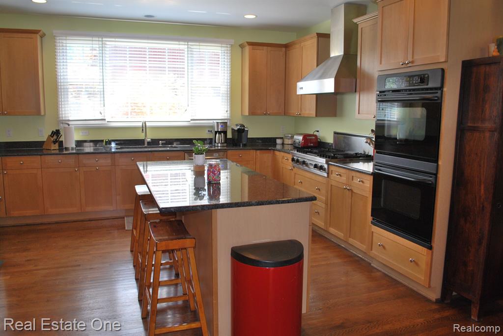 49664 TAFT Lane, Canton, MI 48188 — Photo 16