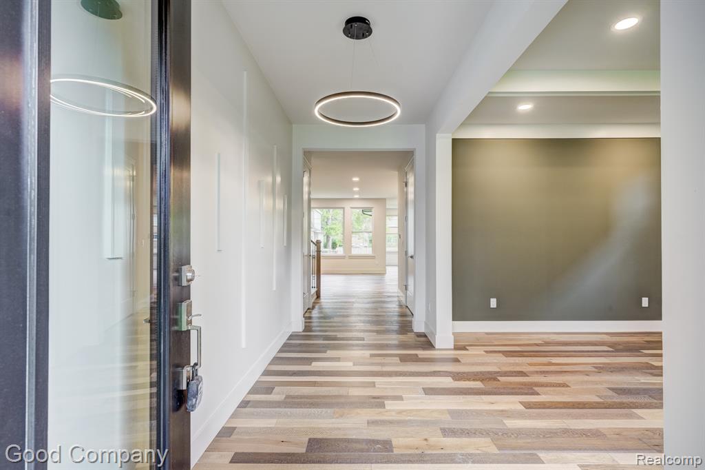 812 Irving Avenue, Royal Oak, MI 48067 — Photo 3