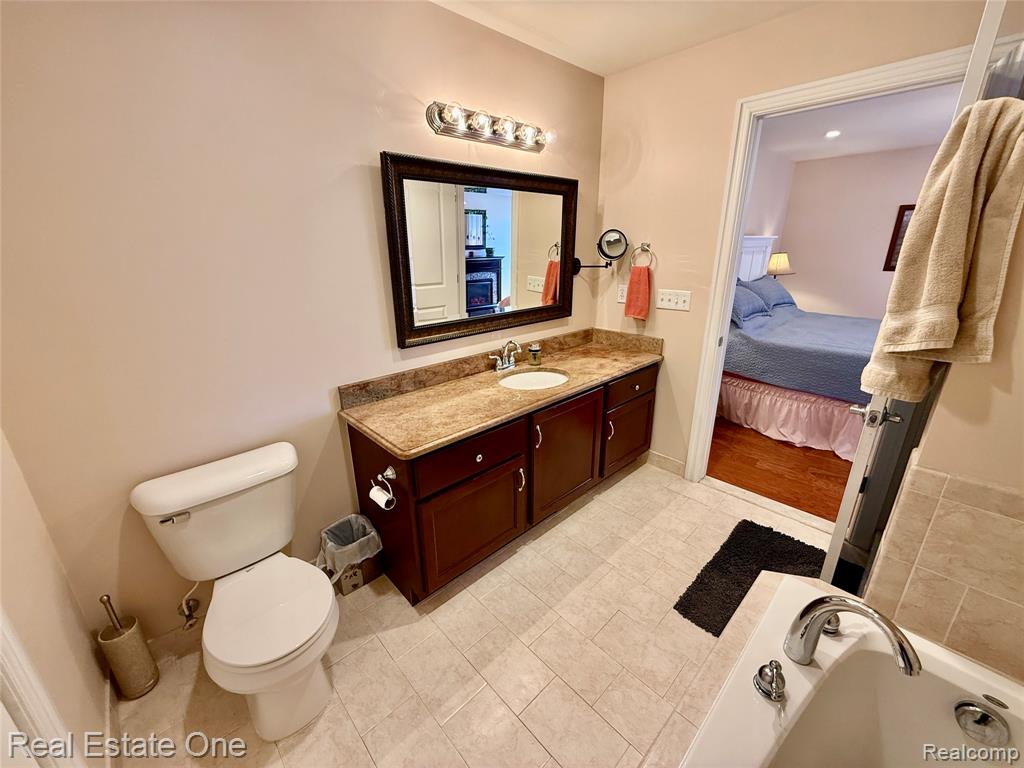 51063 Paxton Drive, New Baltimore, MI — Photo 27