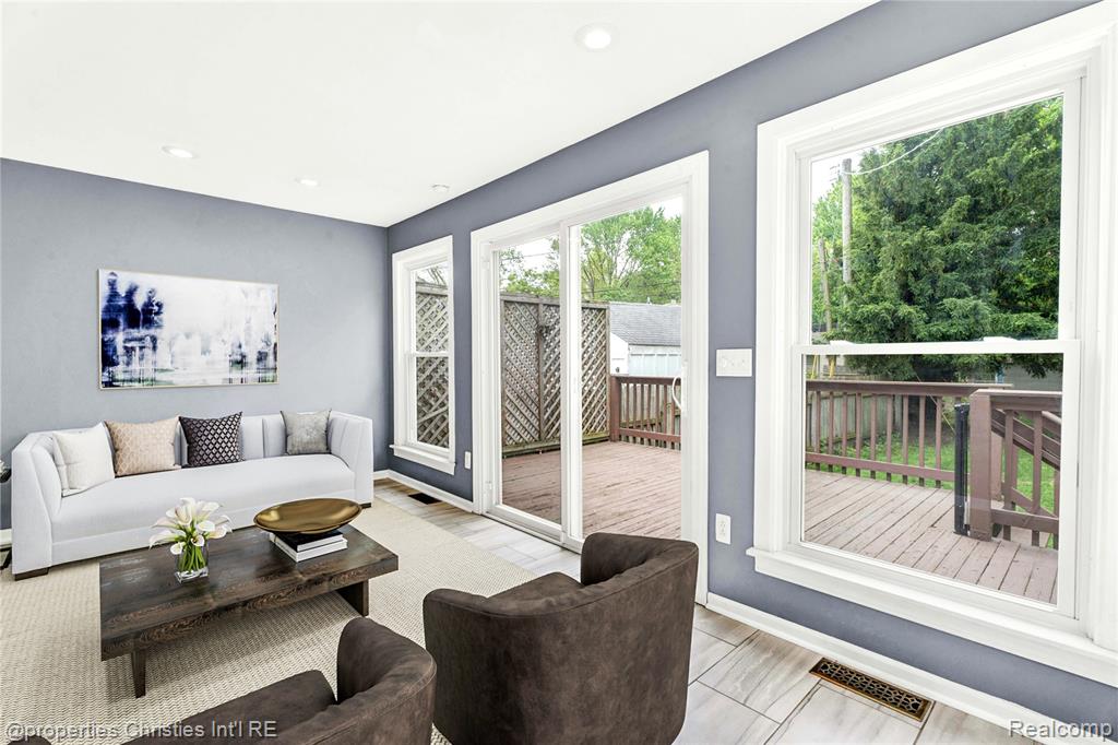 813 Catalpa Drive, Royal Oak, MI 48067 — Photo 12