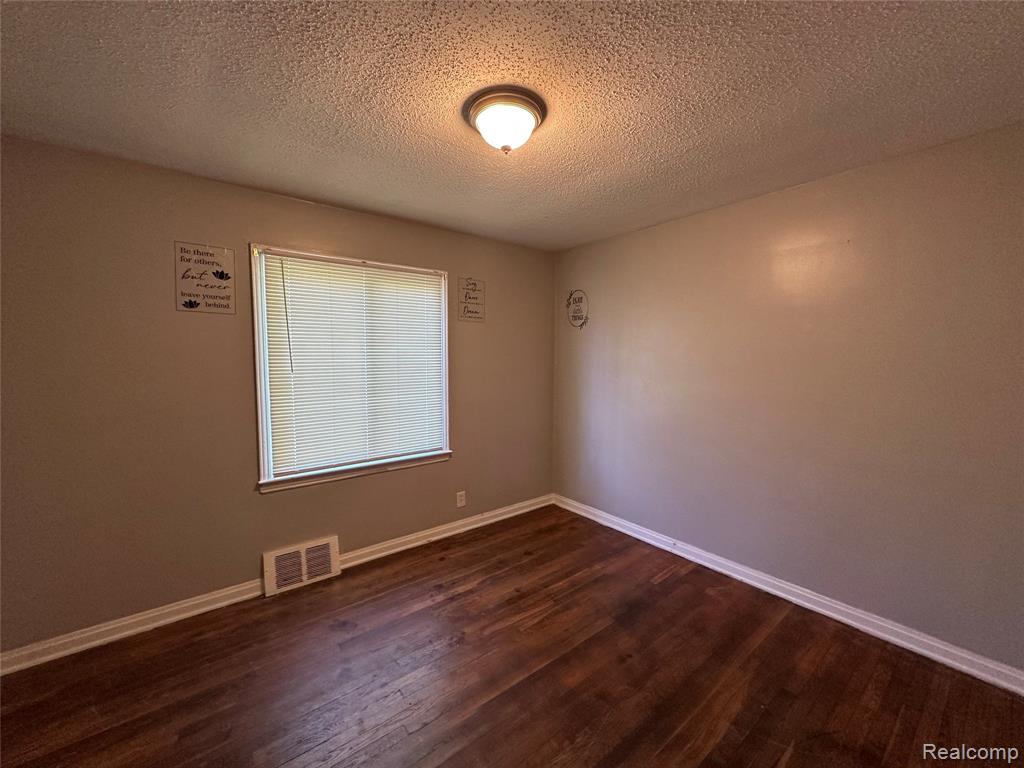 7409 Dolphin, Redford, MI 48239 — Photo 16