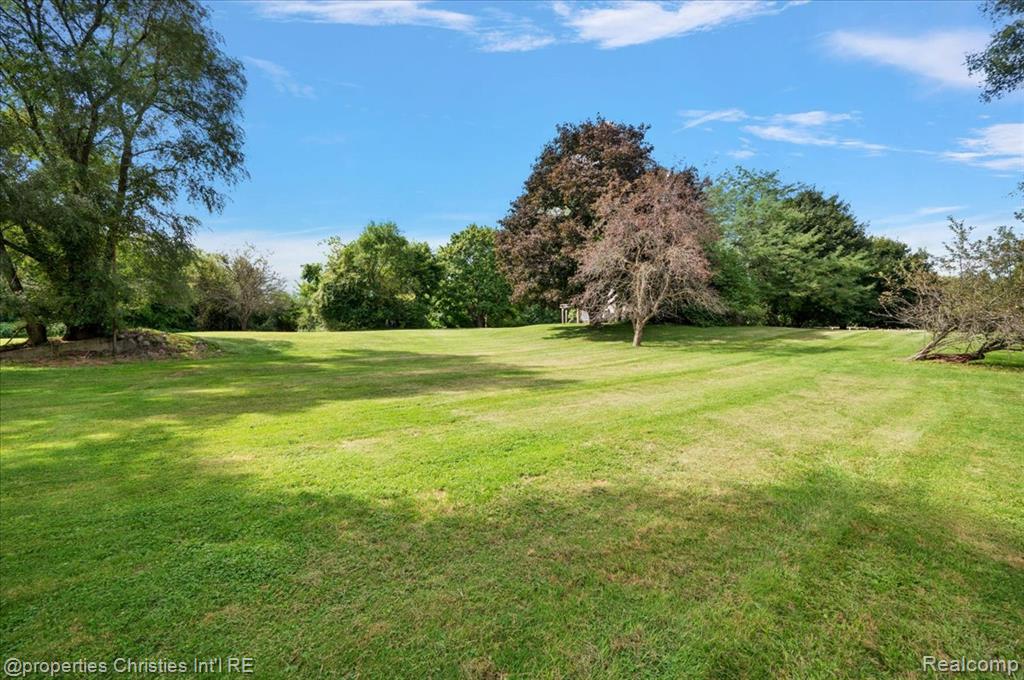 47133 W 9 Mile Road, Novi, MI — Photo 42