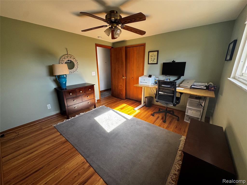 855 Avon Court, Grosse Pointe Woods, MI 48236 — Photo 18
